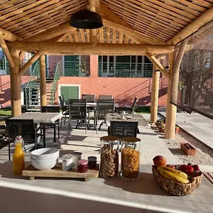 casa-de-lyu.hotels-rhonealpes.com/